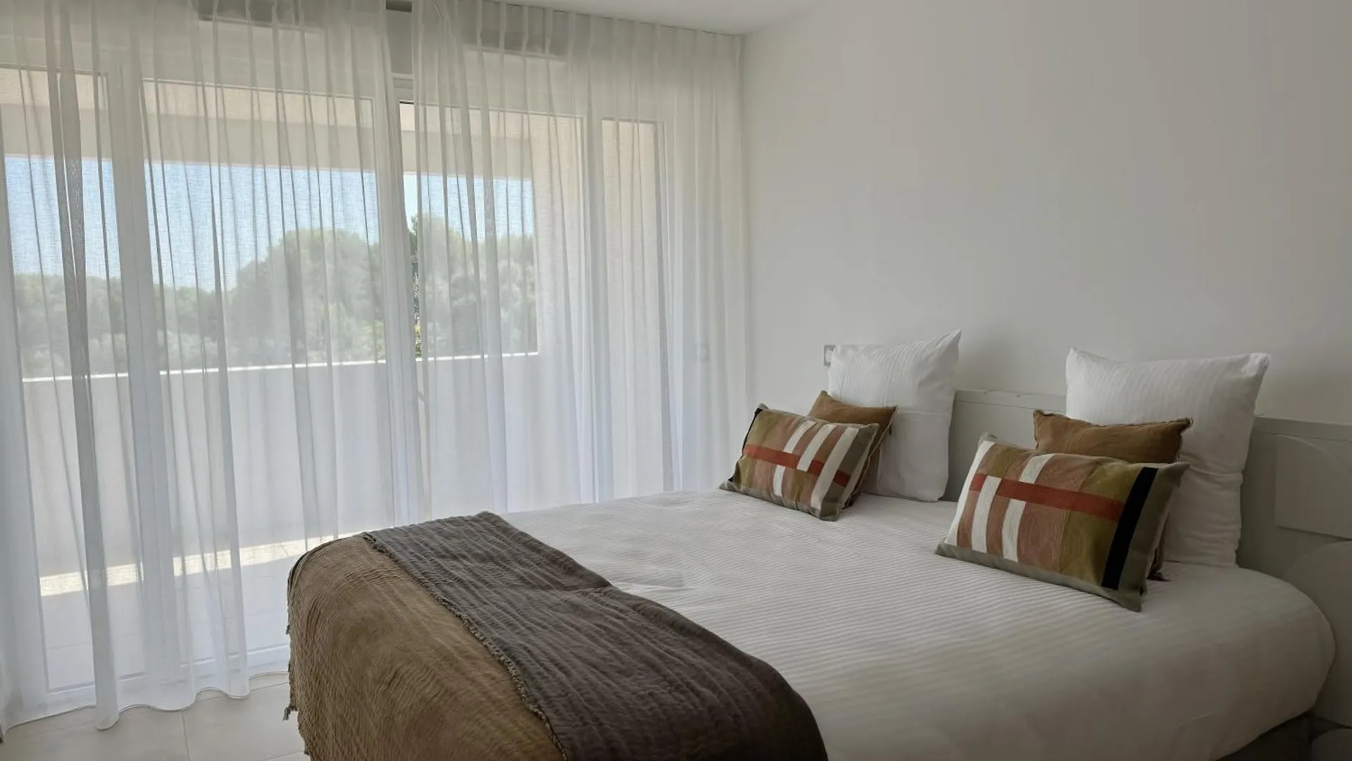 Le Set Hotel & Spa Aix-en-Provence 4*,